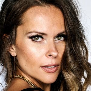 Meet your Posher, Nadia